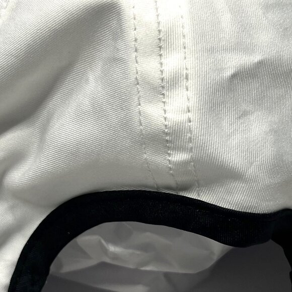 Nike Featherflight Dri-FIT Swoosh Logo White Adjustable Pro Fit Baseball Cap Hat - Picture 3 of 7